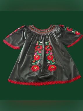 Gorgeous Hungarian Blouse Black Floral Red Trim Crocheted Soft Size M/L
